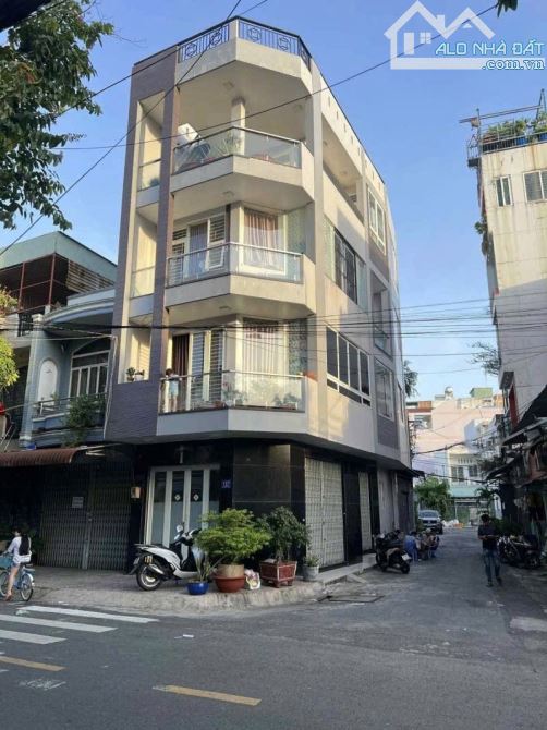 Nhà bán: đường Lê Thiệt. Tân Phú. DTSD 50m2. 5 tầng. Giá 11,4 tỷ