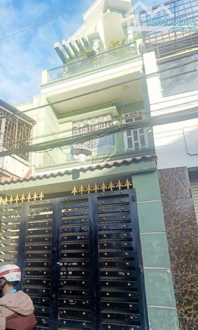 Bán gấp nhà 54m2. 3 tầng. Đ/số 4. BHHB. Bình Tân. Chỉ 4.8T