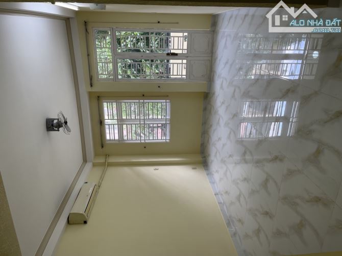 Bán Nhà Ngang 4,5m 67m2, 7,39 tỷ, 5PN, 5WC, tại Trịnh Đình Trọng, Phú Trung, Tân Phú, HCM