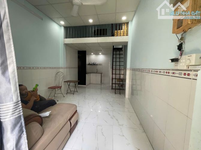31m2 Bùi Thị Xuân 2 tầng 2PN 3 tỷ 2, không lộ giới QH