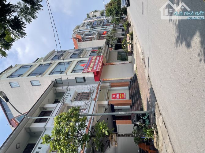 BÁN ĐẤT TẶNG NHÀ 5 TẦNG  MẶT PHỐ KINH DOANH KHỦNG  KIM CHUNG, ĐÔNG ANH