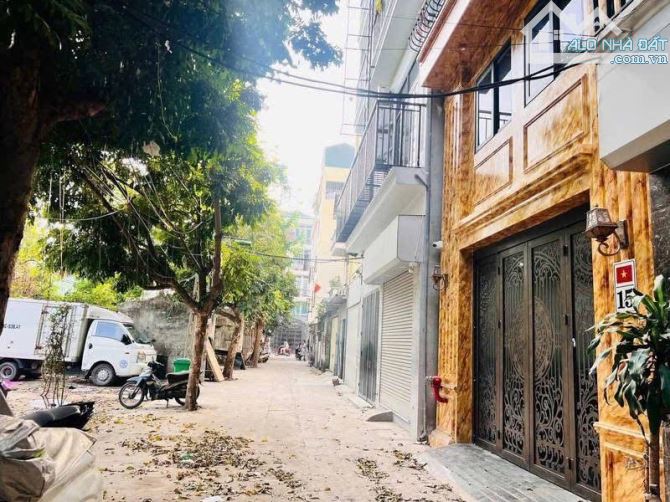 Bán nhà Cầu Diễn kd dòng tiền oto đỗ cửa 30 phòng full đồ giá 29 tỷ .