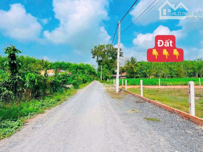 NGỘP ĐẤT MẶT TIỀN NHỰA NGANG 5 DÀI 23 FULL THỔ SHR 430TRIỆU ẤP RỘC THẠNH ĐỨC