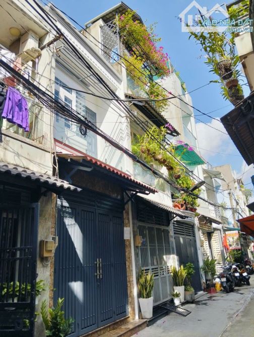 Nhà mới, hẻm xe hơi Phan Huy Ích giao Trường Chinh, 4.1 tỷ