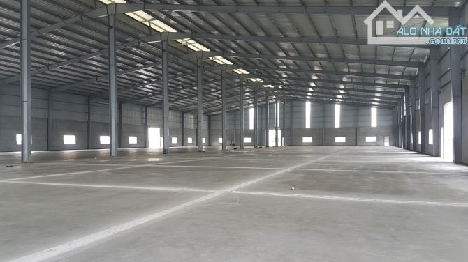 Cho thuê 2500m2 Kho xưởng tại Quất Động,Thường Tín.Giá 60k/m2.Có hệ thống PCCC