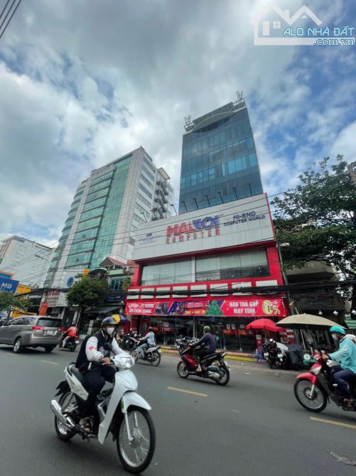 Building số 520 Cách Mạng Tháng Tám Q.3 , DT: 12 x 26m , hầm 10 tầng giá 175 tỷ