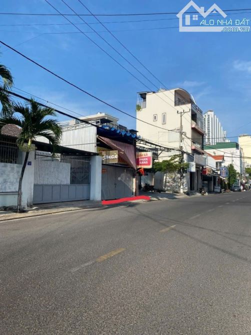 Đất MT đường Củ Chi - gần chơn Vĩnh Hải, 134m ngang 5, đg 20m thẳng ra biển, sổ đỏ