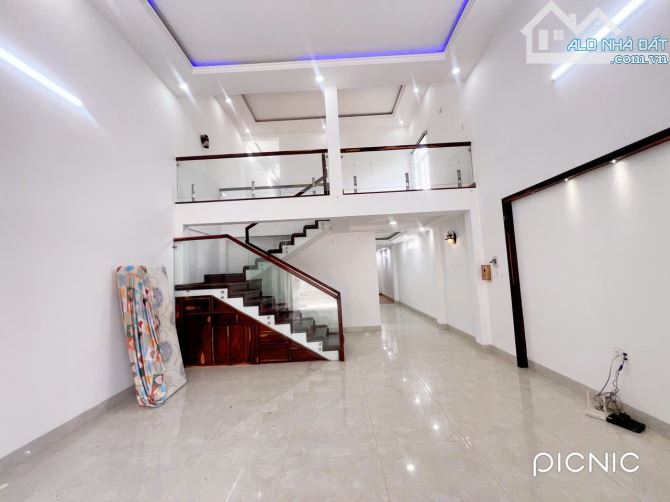 Nhà Mê 6x27m Nguyễn Khuyến P.Tân Lợi ngay khu đô thị trung nguyên Buôn Ma Thuot 5tỷ800tr