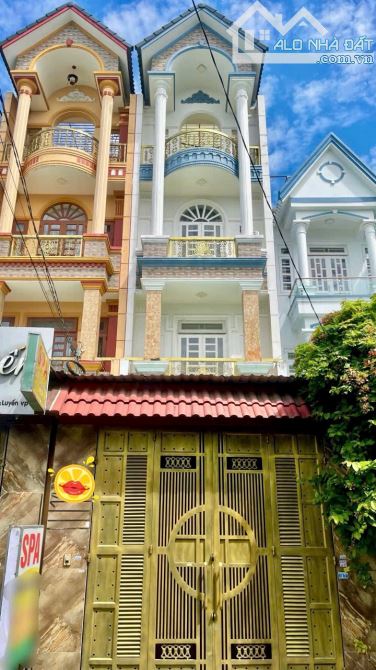 BÁN NHÀ 4 TẦNG ĐÚC MẶT TIỀN HẺM XE TẢI TRÁNH KHU PHÂN LÔ LÊ VĂN KHƯƠNG Q12 GIÁ RẺ 7,5 TỶ