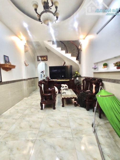 Hẻm 8m xe tải tránh, P.15 Tân Bình, Phan Huy Ích, 4 tầng, giá 8 tỷ 299