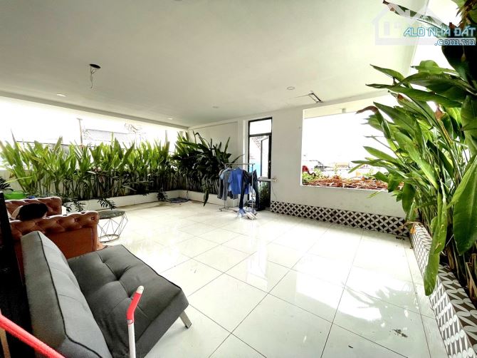 Bán CHDV Phường 16 Gò Vấp, Thống Nhất, 8x28m,6 Tầng, Thu 200tr.th, 32 Phòng, hẻm ô tô,3x t