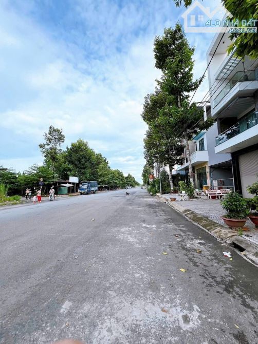 BIỆT THỮ 18,99 TỶ 2 LẦU KHU HƯNG PHÚ 1, TP CẦN THƠ