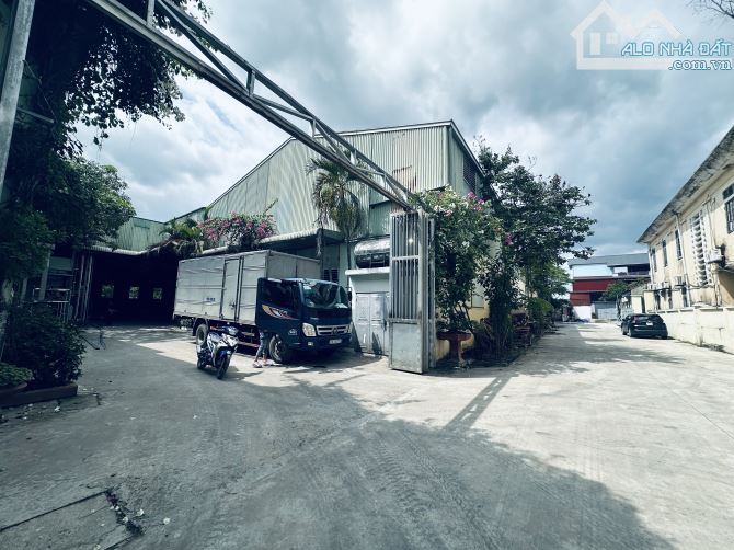 Cho thuê 1.100m2 kho tai Yên Sơn, Quốc Oai có PCCC tự động