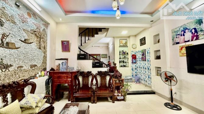 Quận #Hai_Bà_Trưng, 50m2, trước nhà rộng hơn 3m, hơn 7 tỷ