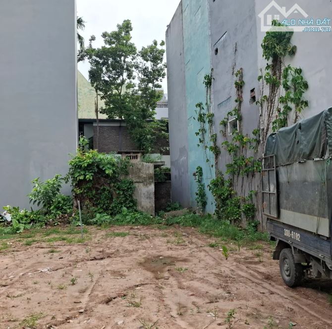 Bán đất xuân đỉnh, lô góc, đường ô tô tránh, vào đất, giá đầu tư.