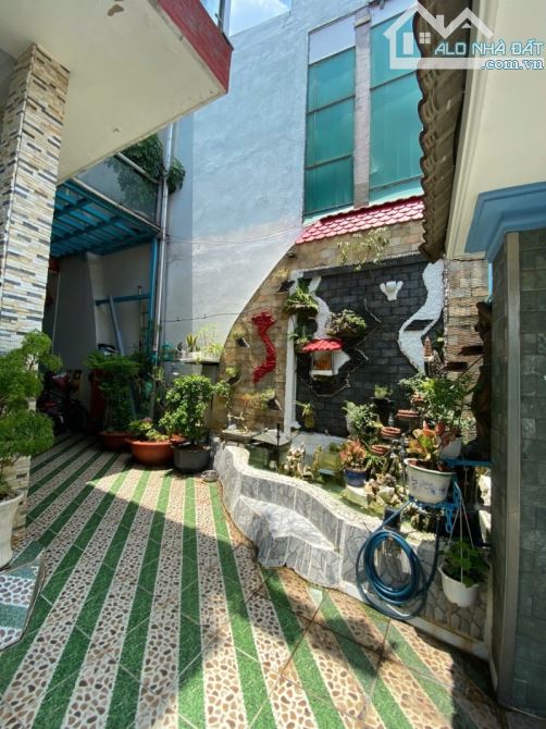 Bán nhà ĐẸP 150m2 ngang 7,5m Tân Đông Hiệp_TPHCM,đường nhựa có nhãn mác