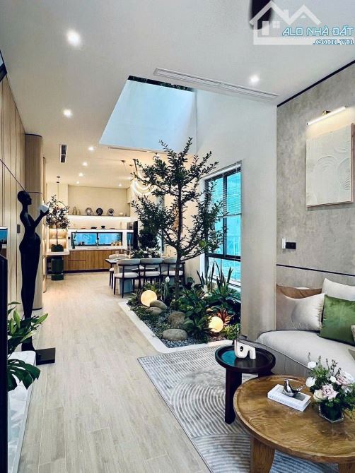 Bán nhà phố 4 tầng 4PN 4WC  238m2(7x16),  khu compound Bình Chánh chỉ 12.45 tỷ - 9