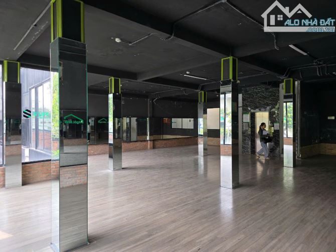 Bán nhà MT ngay Trục Lê Đức Thọ Q.Gò Vấp - 19x55m XD Hầm 7 Tầng giá chỉ 70 tỷ. - 10