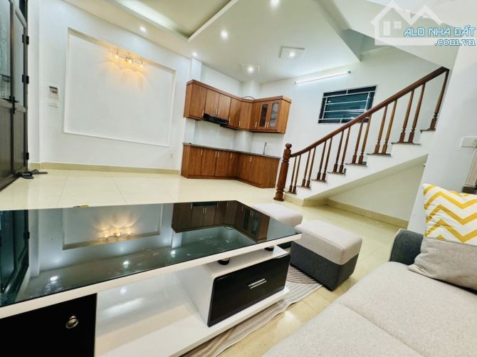 Nhà đẹp ở luôn Đông Ngạc Bắc Từ Liêm. Sổ vuông 30m, 4 tầng 3 ngủ MT5m6 Giá 5.6 tỷ - 1