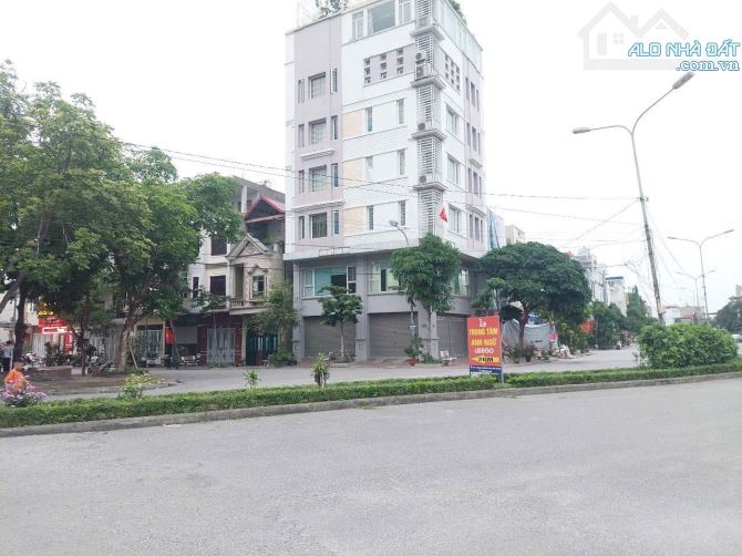 Chỉ 5,8 tỷ có ngay lô đất đường rộng 30m Lê Hồng Phong - 1