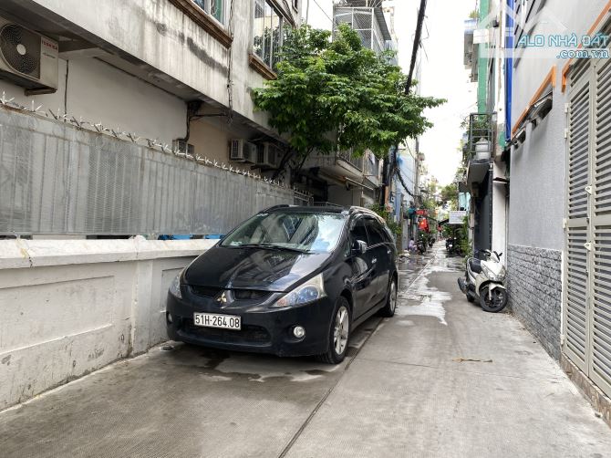 Quận 10, nhà 4 tầng - HXH thông - Nguyễn Kim – 47m2, 9.5 TỶ, gần chợ và các tiện ích - 1