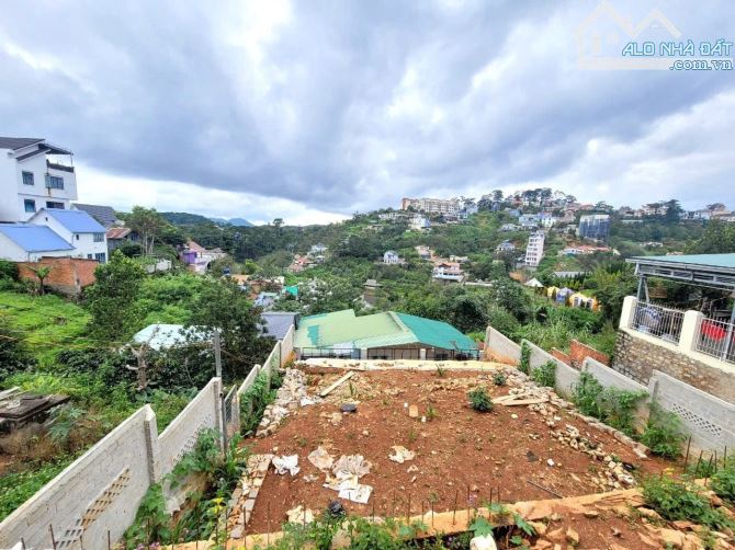 ĐẤT THỔ CƯ, VIEW ĐẸP CHỈ VỚI 5 TỶ -  ĐƯỜNG HOÀNG HOA THÁM, P10, ĐÀ LẠT - 1
