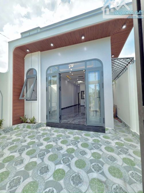 NHÀ CẤP 4 GIÁ RẺ PHƯỜNG TÂN TRIỀU - 1