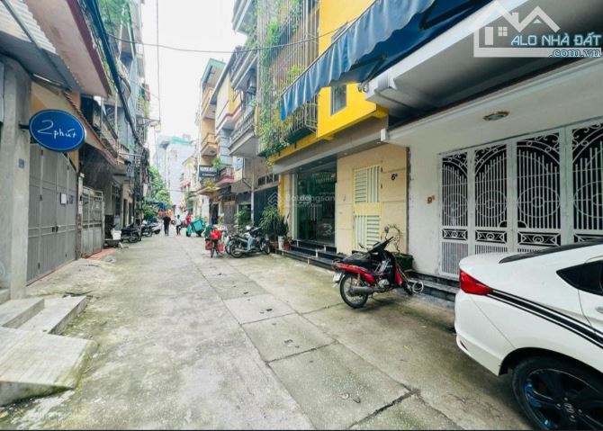 Phân lô Ao Sen 60m2/4 tầng, 2 mặt tiền, ô tô tránh đỗ ngày đêm, phố VIP mà chỉ 200tr/m2 - 1