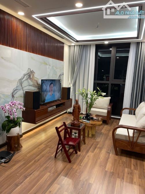 Căn Hộ Mipec Xuân Thủy – 77m² – Giá Chỉ 9 TỶ – Vị Trí Trung Tâm Cầu Giấy - 1