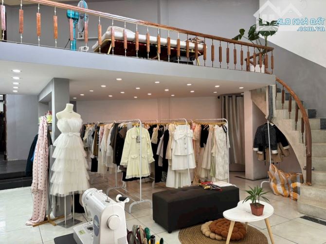 Nhà 2 tầng số 382 Hùng Vương, Đà Nẵng DT đất 85m2 gần siêu thị GO