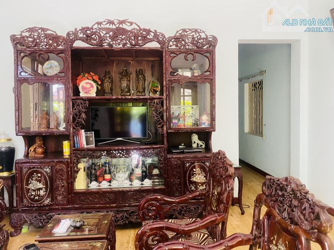 CẦN BÁN GẤP. NHÀ 2 TẦNG NGUYỄN ĐỨC TRUNG. DT KHỦNG 215m2, NGANG KHỦNG 11m CHỈ 9.3 TỶ. - 1