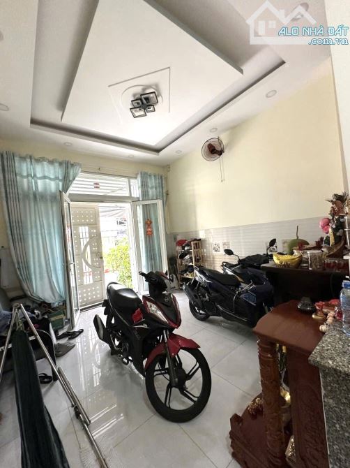 Bán nhà mặt tiền quận 6 - Khu bình phú phân lô đồng bộ - 4 tầng 8 tỷ - 1