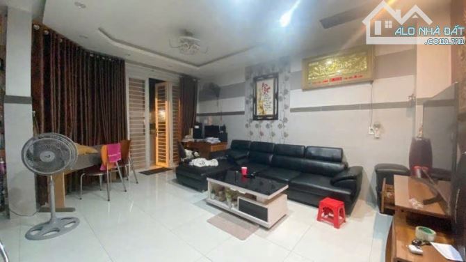 Nhà bán: đường Lê Thiệt. Tân Phú. DTSD 50m2. 5 tầng. Giá 11,4 tỷ - 1
