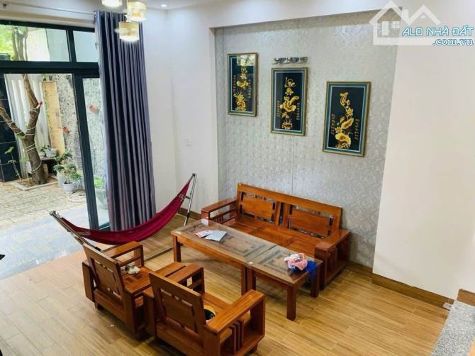 ẦN BÁN GẤP NHÀ 3 TẦNG ĐƯỜNG BÙI THIỆN NGỘ - SÁT CẦU NGUYỄN TRI PHƯƠNG - GIÁ 5,X TỶ - 1