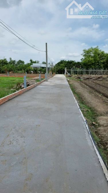 💎 Bán nền đất Đẹp (5.5 x 31m, NH) bêtông xe hơi sát bên trường tiểu học Long Hòa, TPGC - 1