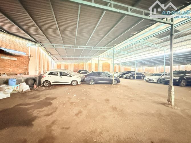 Bán lô đất mặt tiền Bàu Cát Tân Bình 864m2 nở hậu chỉ 140tỷ - 1