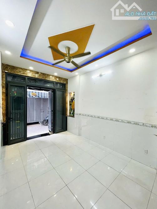 Nhà mới, hẻm xe hơi Phan Huy Ích giao Trường Chinh, 4.1 tỷ - 1