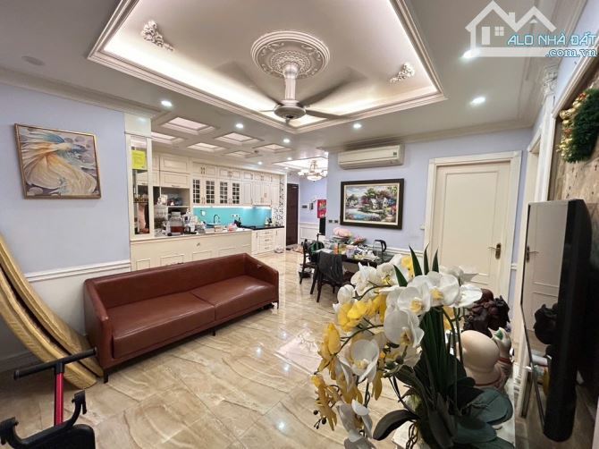 Bán CH 2PN đầy đủ nội thất tại KĐT Nghĩa Đô Mới, 6,4 tỷ, 68m2, sang trọng, Hót - 1