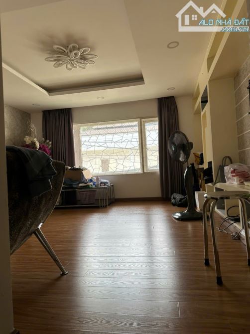 Căn duy nhất góc 2MT Lạc Long Quân quận Tân Bình 6.5x25m nở hậu đều 7.3m, 3 lầu giá 32.5ty - 1