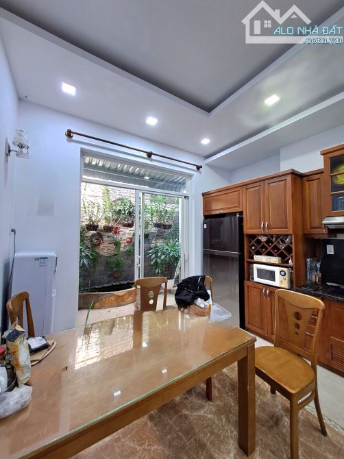 Bán nhà riêng gần mặt tiền Dương Bá Trạc Q8, 72m2 ngang 4.2m dài 19m 4 tầng_ hoàn công TL - 1