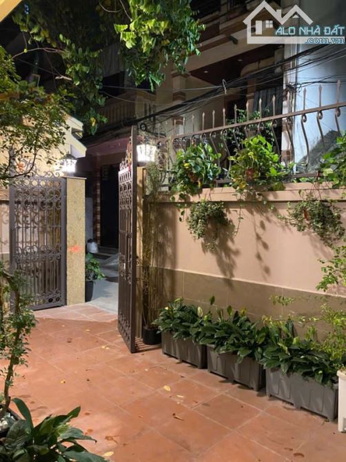 BÁN NHÀ RIÊNG KHU PHÂN LÔ QUẬN HAI BÀ TRƯNG - LÔ GÓC 2 MẶT NGÕ THÔNG - 108M2 - 1