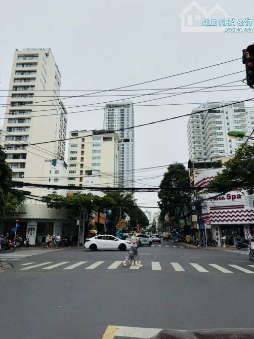 Bán cắt lỗ lô đất mặt tiền đường Nguyễn Thị Minh Khai,p tân lập,nha trang 229m chỉ 55 tỉ - 1