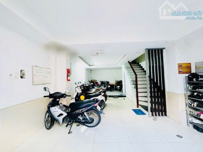 Bán nhà hẻm xe hơi Âu Cơ 6 tầng BTCT 13 CHDV 57m2 NGANG 4.8 chỉ 7.6 tỷ - 1