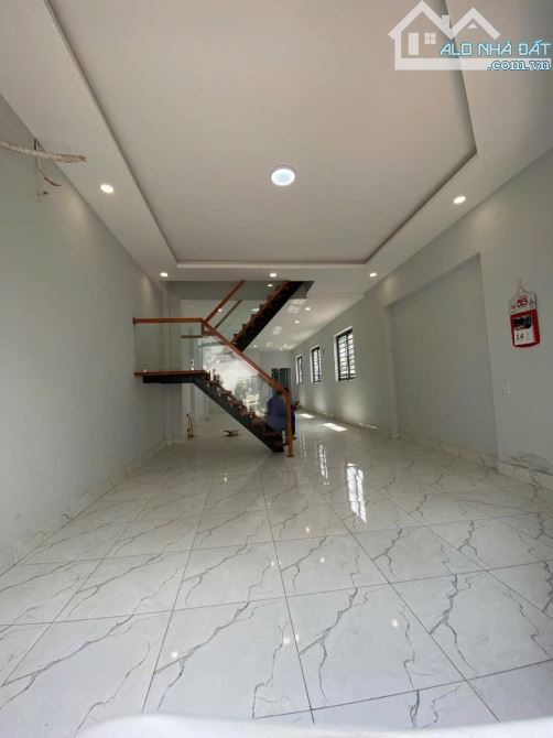 NHÀ ĐẸP 1 SẸT LÊ VĂN QUỚI – XE HƠI VÀO TẬN NHÀ – 4,5x20m-GIÁ CHỈ 5.69 TỶ - 1