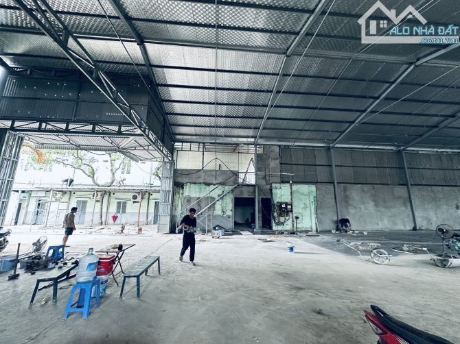 Cho thuê 1.100m2 kho tai Yên Sơn, Quốc Oai có PCCC tự động - 1
