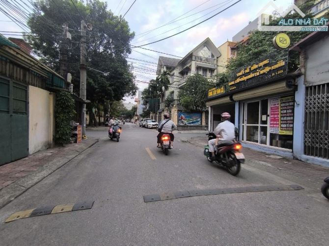 Bán nhà mặt phố Giang Biên, Long Biên 70m2/5 tầng/ 15.8 tỷ.NGÃ TƯ , ĐƯỜNG LỚN,KINH DOANH - 1