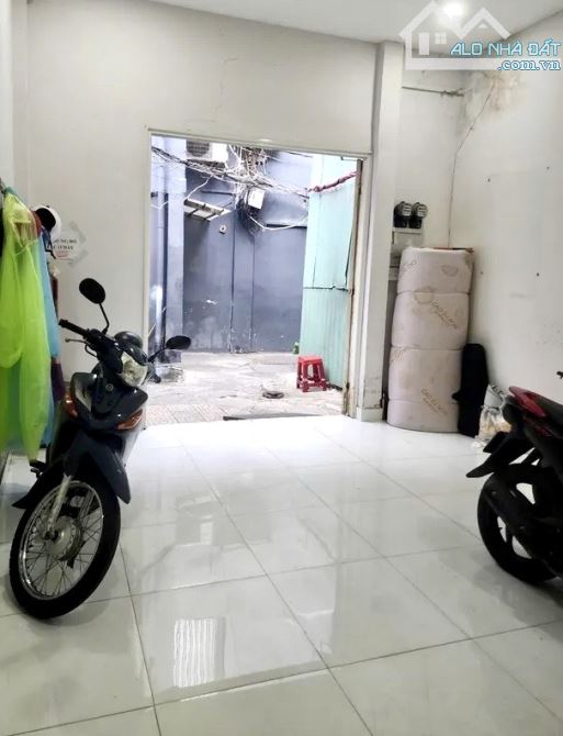 BÁN NHÀ CĂN GÓC – VÕ VĂN KIỆT - QUẬN 1 – 63M2 – DÒNG TIỀN 25 TR/TH – GIÁ 12,2 THƯƠNG LƯỢNG - 1