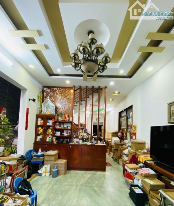 HIẾM - GIÁ TỐT KHU VỰC - NHỈNH 60TR/M2 - HẺM XE TẢI 6M THÔNG - ƯU ĐIỂM NGANG LỚN GẦN 6M - 1