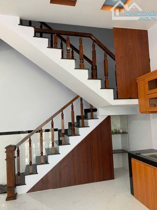BÁN NHÀ 1 TRỆT, 1 LẦU GẦN NGÃ 3 MỸ HẠNH 5x22m XÃ MỸ HẠNH BẮC, ĐỨC HÒA  LONG AN GIÁ 2.49 TỶ - 1