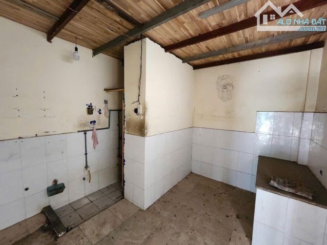 🔥 Dãy trọ đường LÊ VĂN KHƯƠNG, phường HIỆP THÀNH, Q12, dt 73,2m2 (4mx18m) 💵 3,2Tỷ - 1